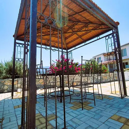 Private Pool Family In Bahceli