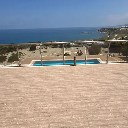 Private Pool Family In Bahceli Vila Kalogrea